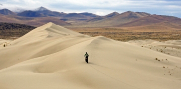 Chuck Austin, riding dunes near Winnemucca, Nevada
